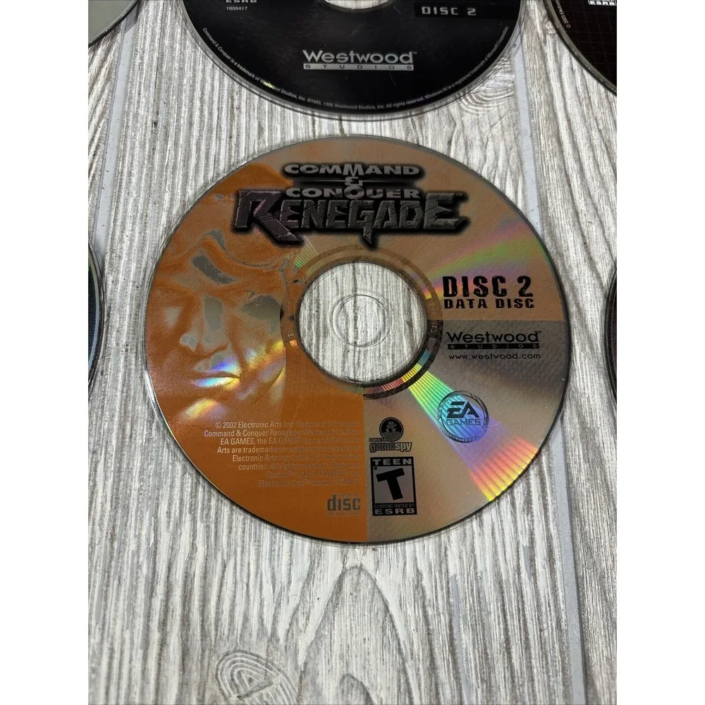 Huge Lot of Command & Conquer Games PC Renegade Generals Tiberian‎ Sun Red Alert